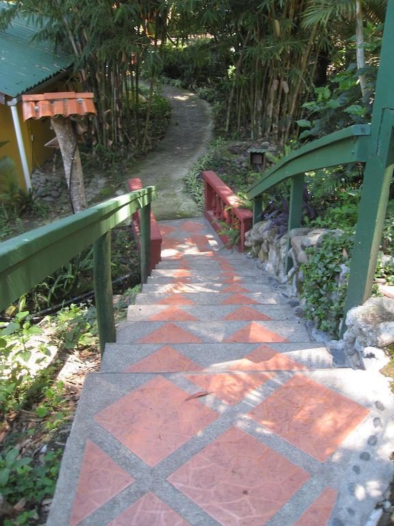 Casa Madre Tierra Hotel Vilcabamba Bagian luar foto