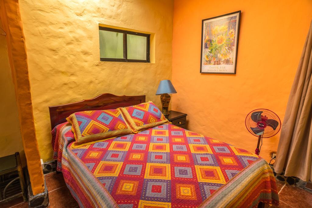 Casa Madre Tierra Hotel Vilcabamba Bagian luar foto