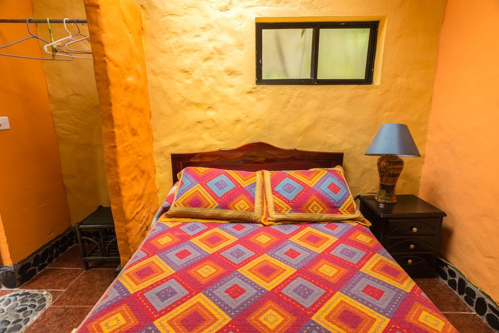 Casa Madre Tierra Hotel Vilcabamba Bagian luar foto