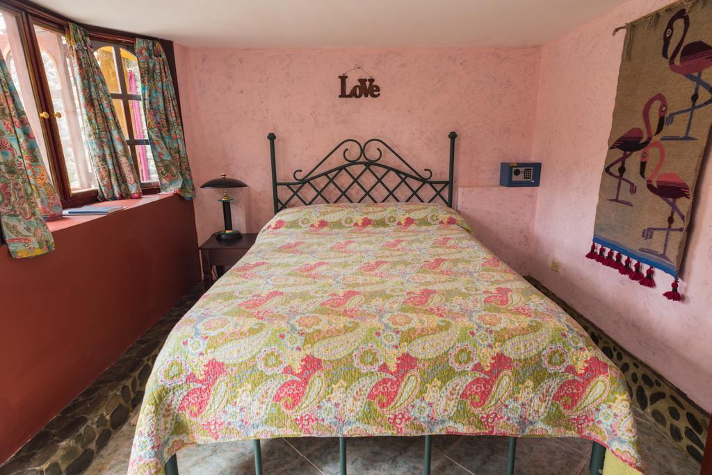 Casa Madre Tierra Hotel Vilcabamba Bagian luar foto